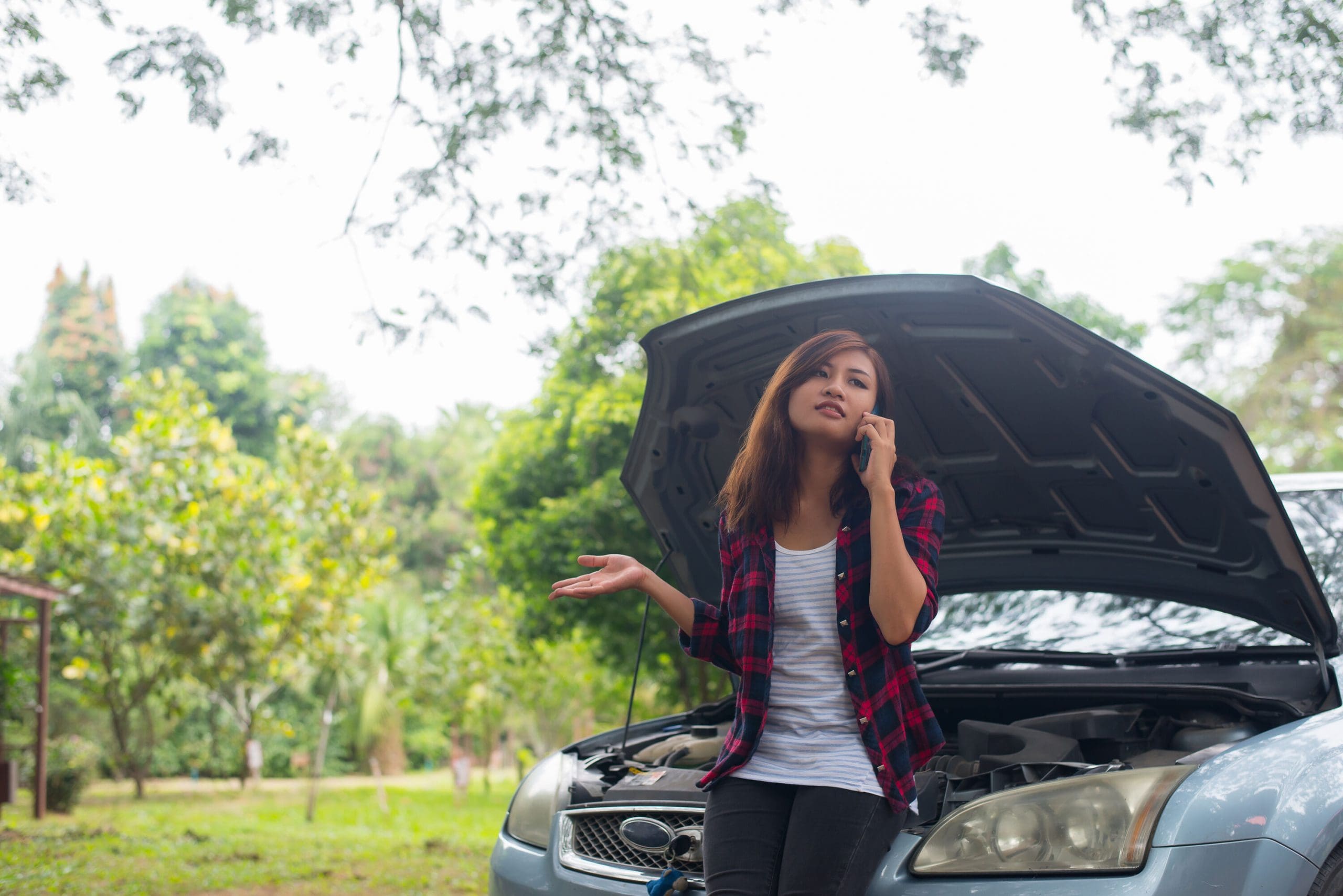  
Roadside Assistance: What To Do When Your Car Breaks Down
